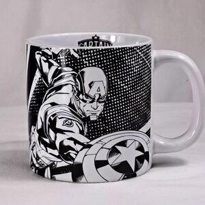 Marvel Avengers Captain America Black/Whi Coffee ceramic Cup Mug 20 oz. BioWorld